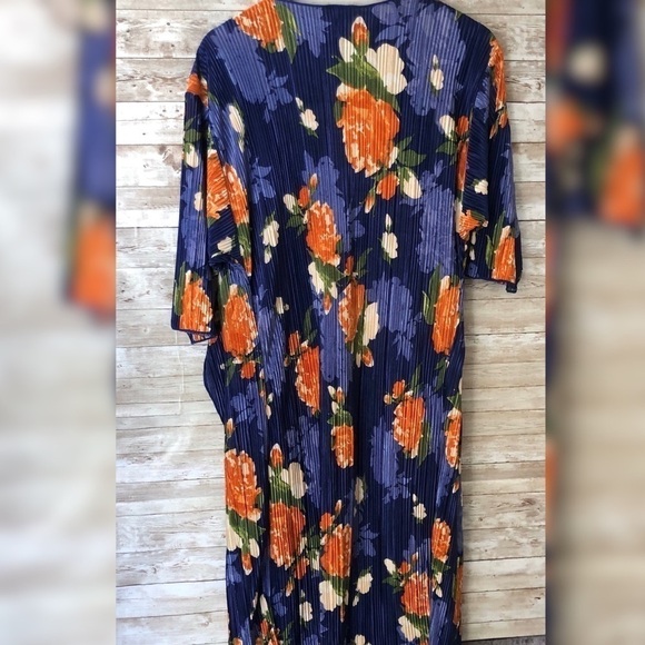 LuLaRoe Cardigans/Sweaters, Size S - Picture 7 of 9